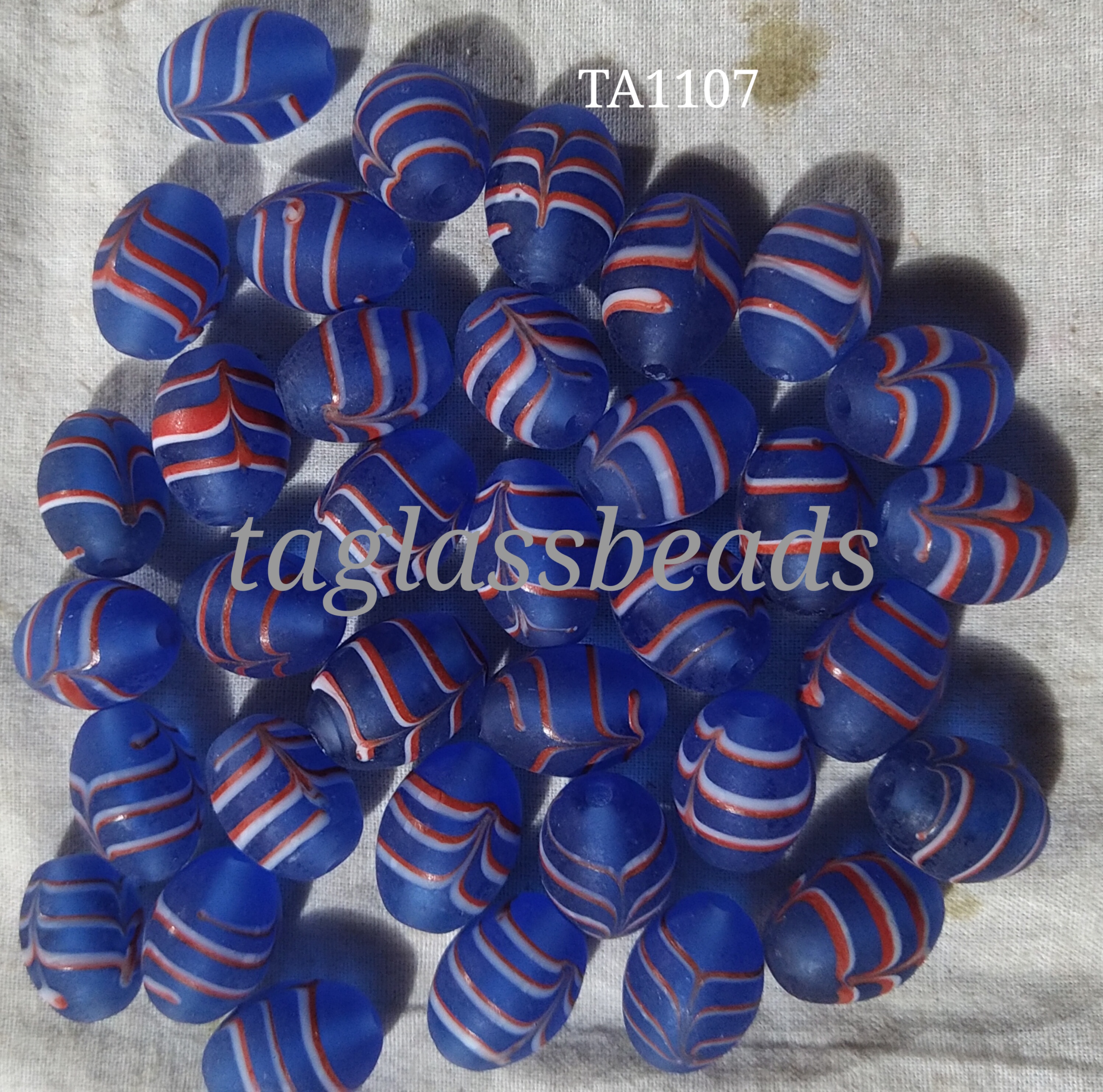 FROSTED MIX BEADS
